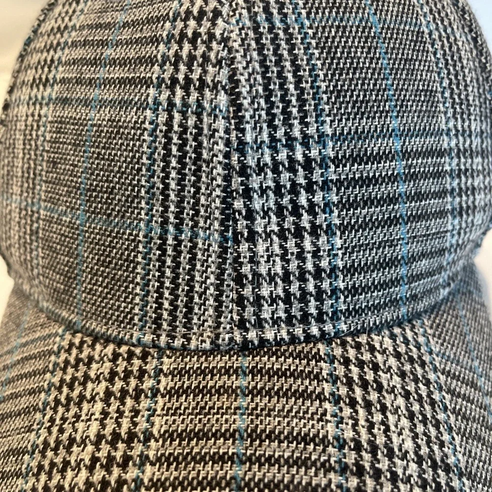 Hattie Carnegie or this cap